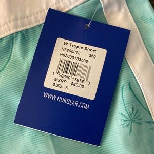 Women’s Huk Fishing Short. New.